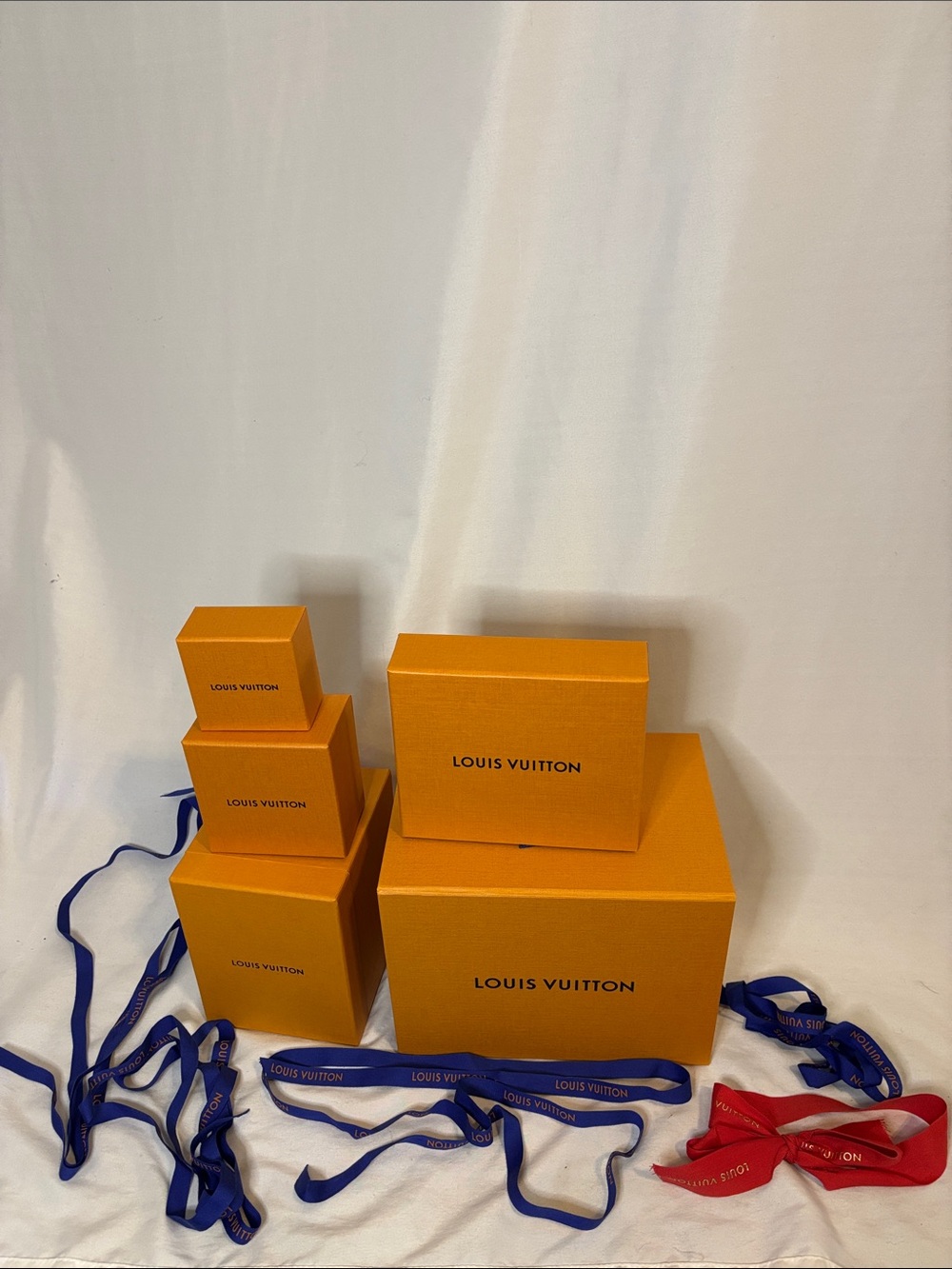 Louis Vuitton Gift Boxes and Ribbons Set of 5 Jewelry Accessories  BOX ONLY - Picture 2 of 8